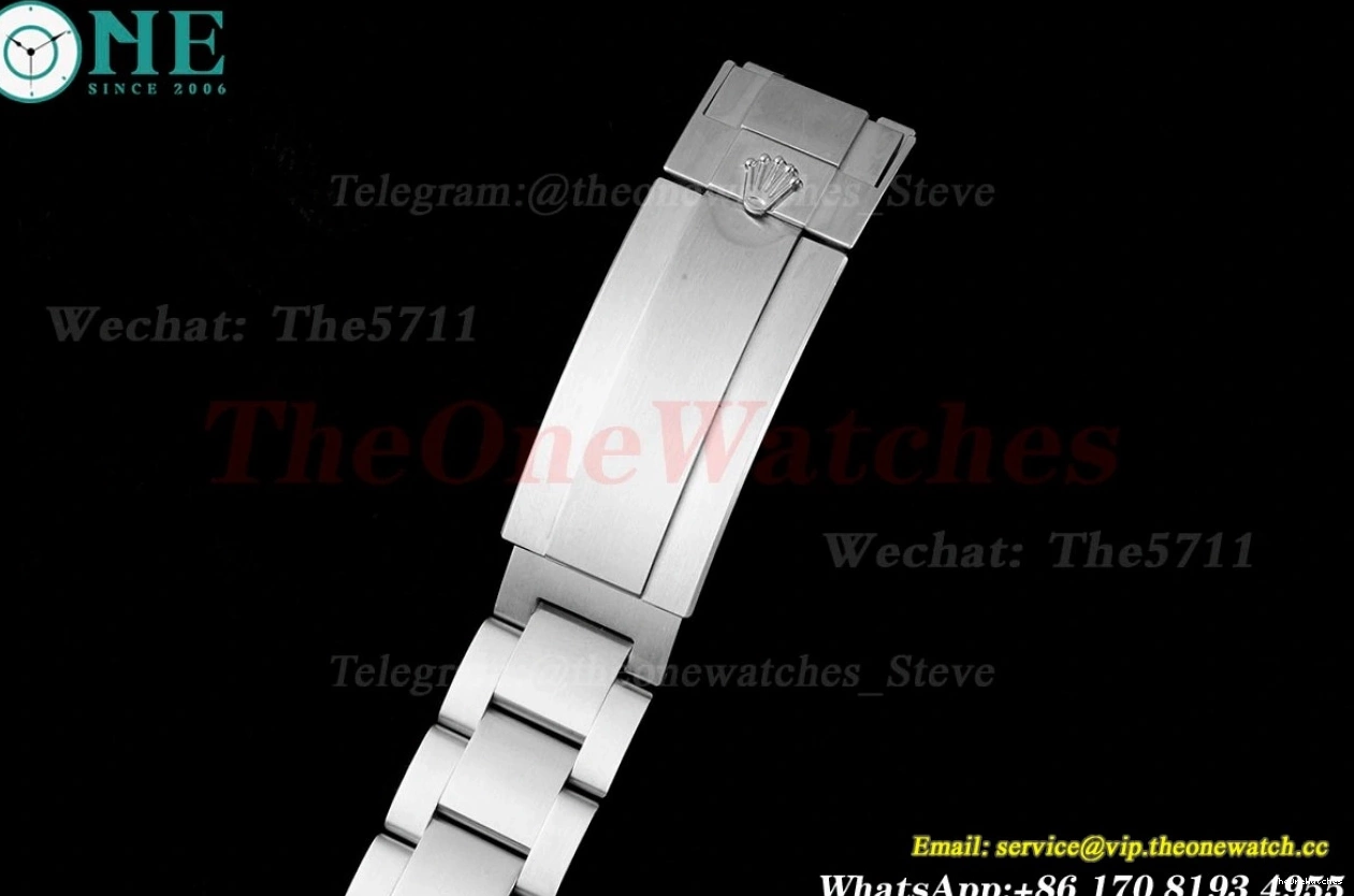 dweller APF SS 126660 VR3235 Black DeepSea 44mm Dot SS 0407